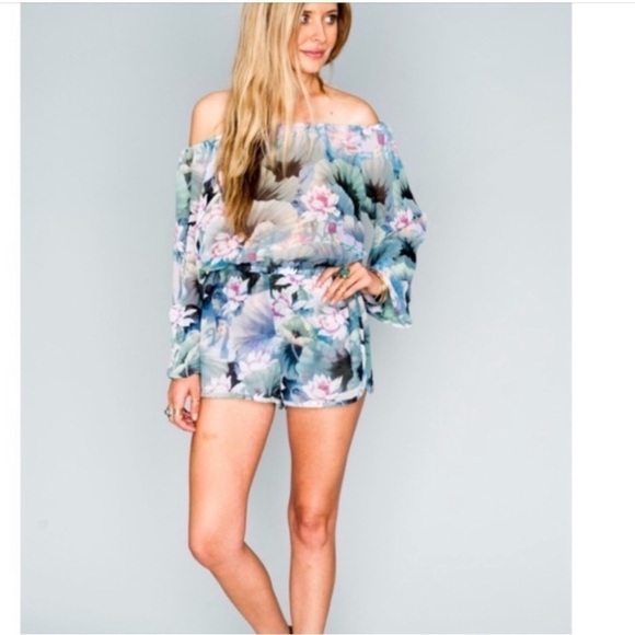 SHOW ME YOUR MUMU Rainey Romper in Water Lily Size Small